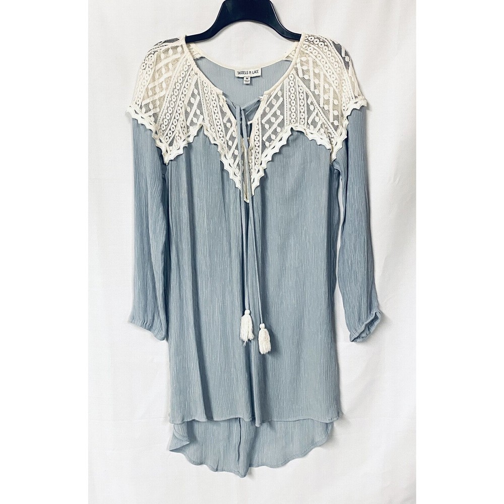 Tassels N Lace Gauzy Lace Neckline Tassel Tie Tunic Top Longer in Back Size M